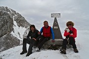 47 In vetta al Monte Visolo (2369 m) nel massiccio della Presolana